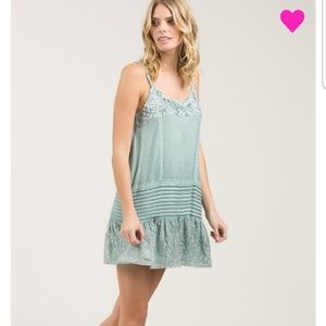 Pol Boutique Anthropologie Lace Ruffle Tank